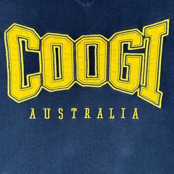 Vintage COOGI Australia Embroidered Logo Tee - Size Large - Picture 2 of 8